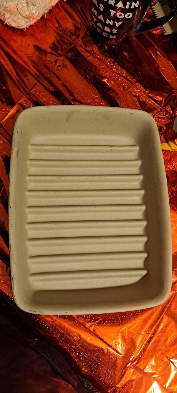 Pampered Chef #1342 Small Ridged Baker Stoneware 9x6.75 USA Bacon Pan.